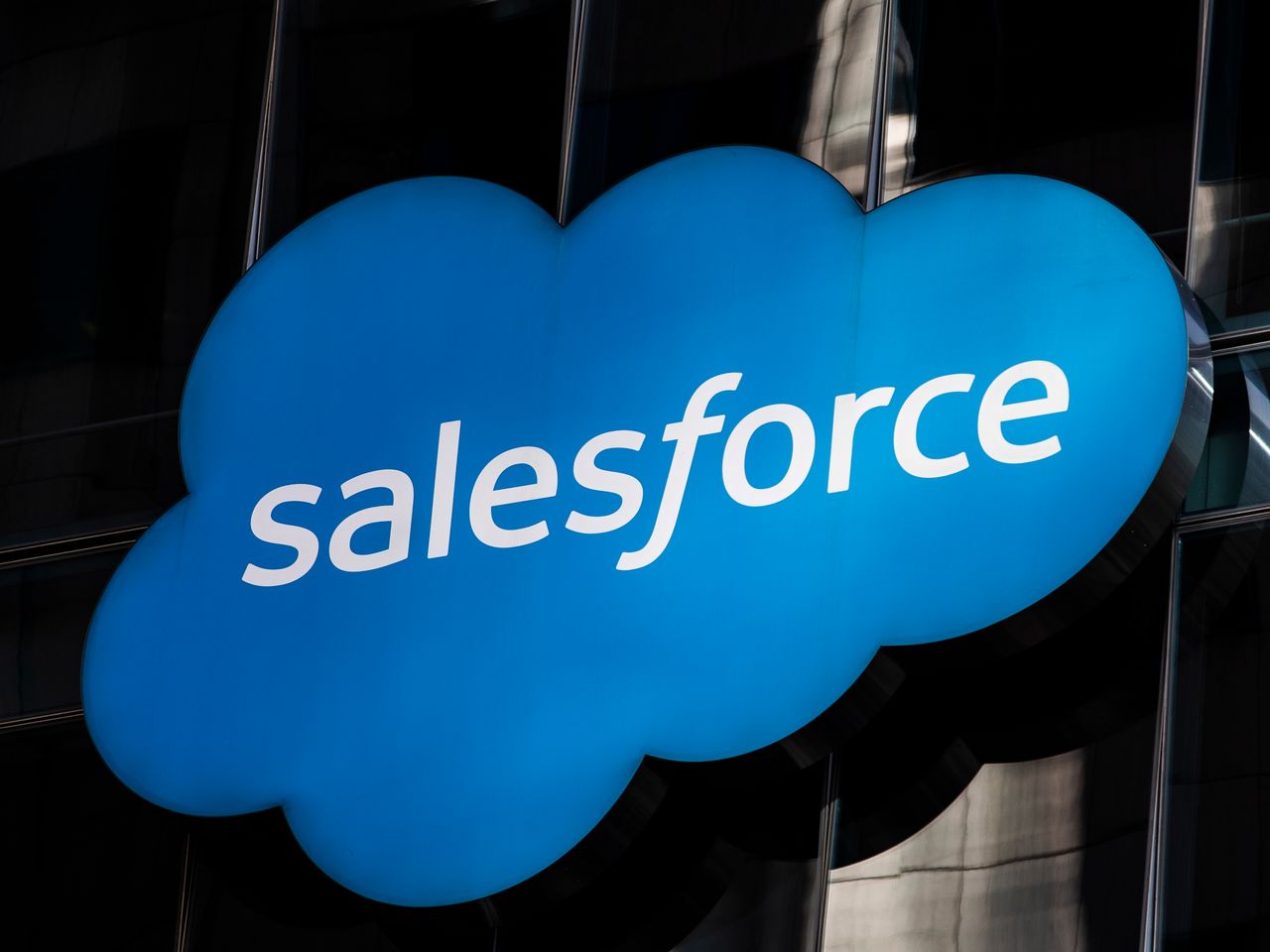 We Raise Salesforce Valauation Amid Improved Annual Forecast